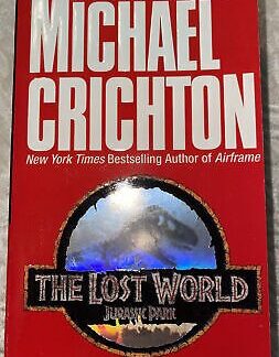 The Lost World (Jurassic Park 2) - Michael Crichton